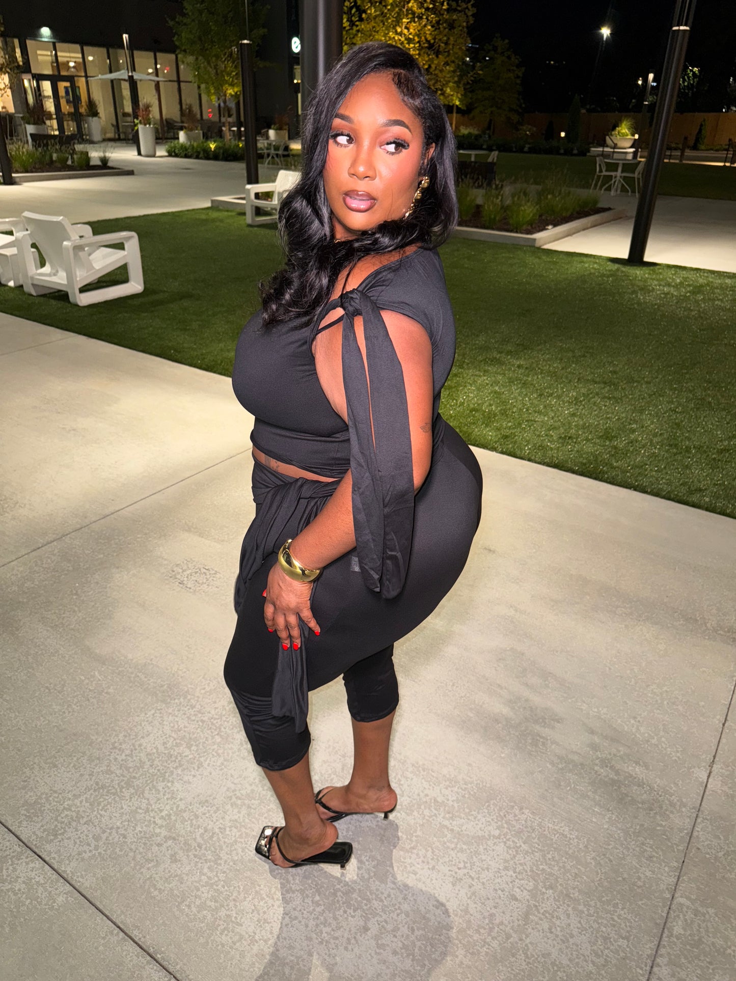 Black Asymmetrical Tie Top w Capri Set